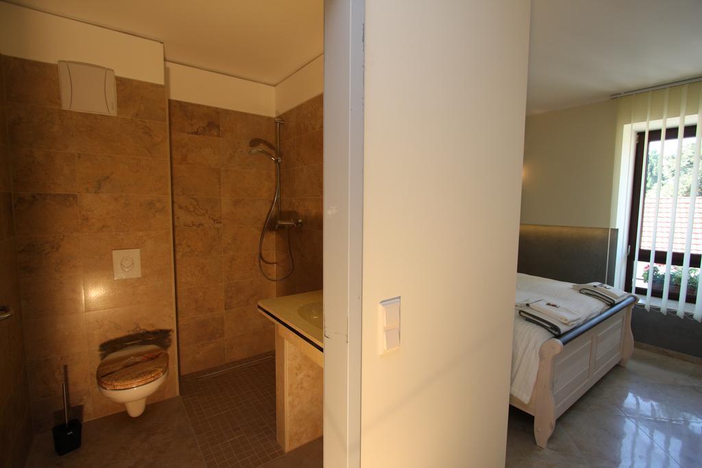 Hotel Da Gianni Gmbh Oranienburg Quarto foto